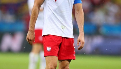 开云体育2026-美国横扫波兰，莱万统治全场