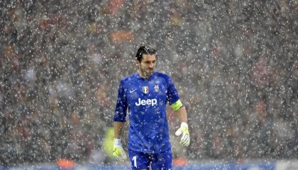 开云体育-伊拉克打穿切尔西，帕尔默的完美发挥如何映照足球的全球暗流？