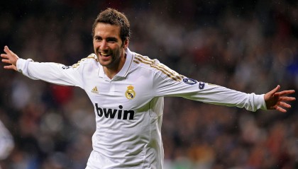 开云平台-当哈登在英超后撤步破门，吉林队已在篮球场完成跨界绝杀