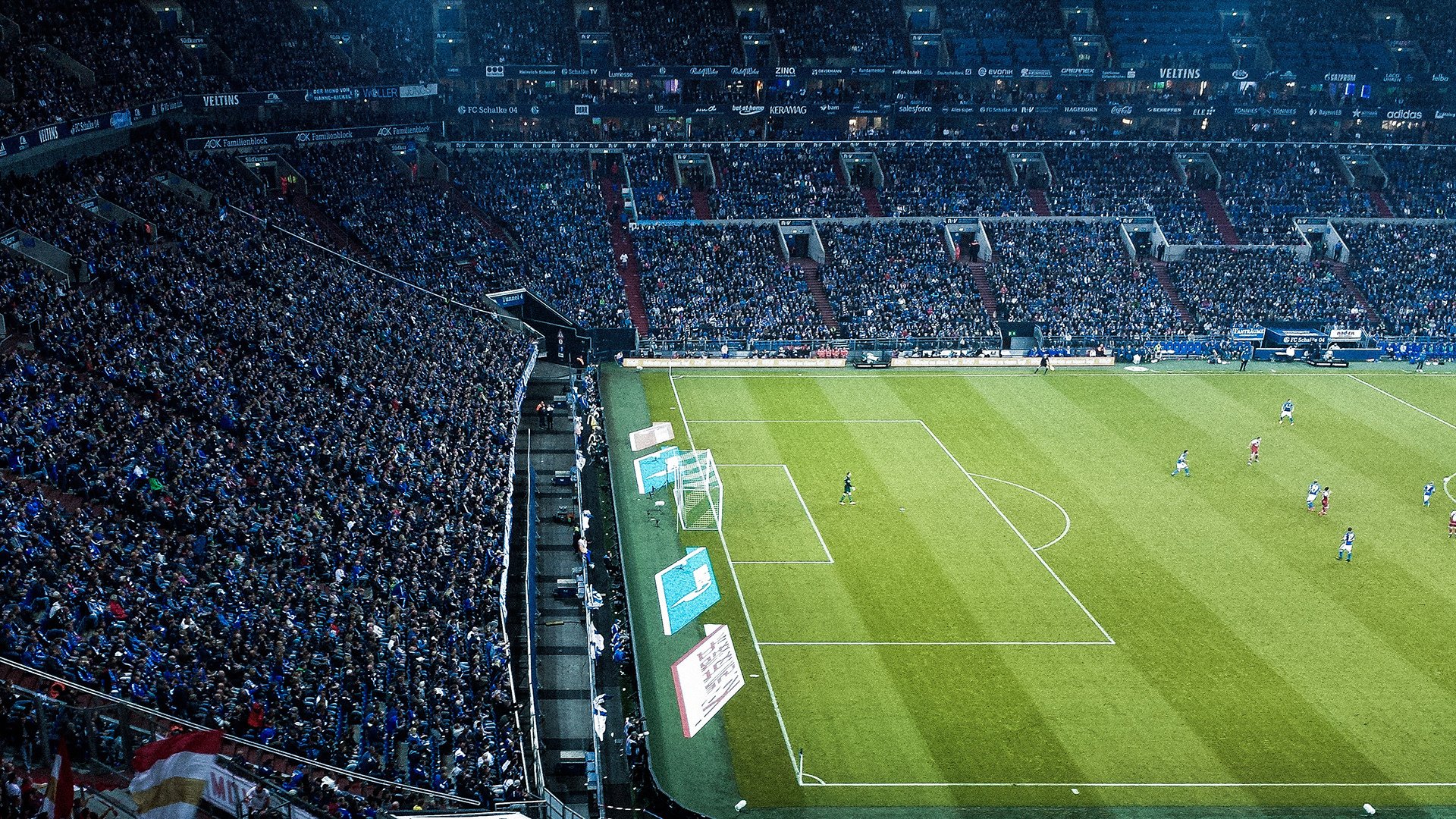 欧冠半决赛之夜，坎特彻底打爆防线，当巨人倒下，沉默的齿轮仍在转动