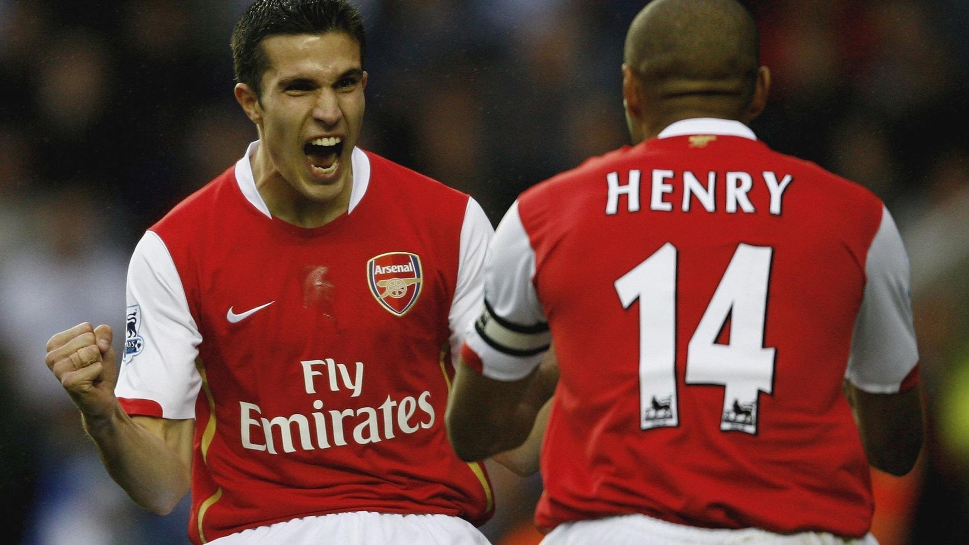 舞台越大,他越强,几内亚托尼如何以草根足球压制智利豪门